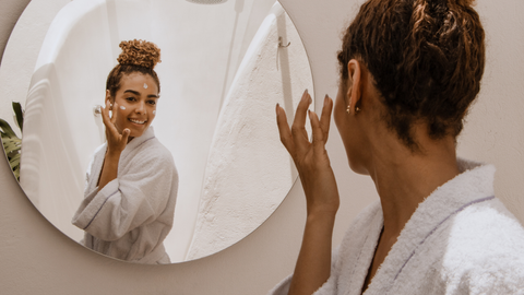 How to Apply Black Seed Oil on Your Face (Daily Routine)